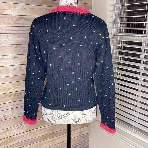 Timberlea Christmas sweater - Picture 6 of 6